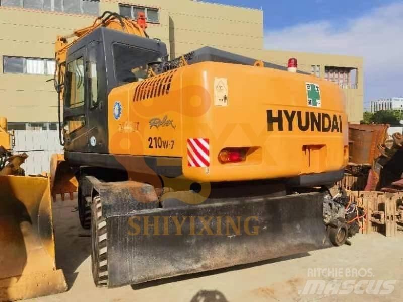 Hyundai 210W-7 Hjulgravere