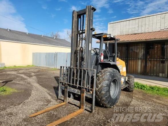 CASE 586H Terrenggående gaffeltruck