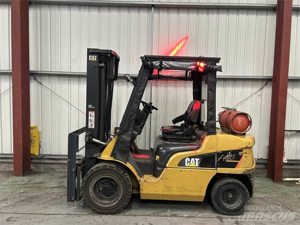 CAT GP35NT Propan trucker