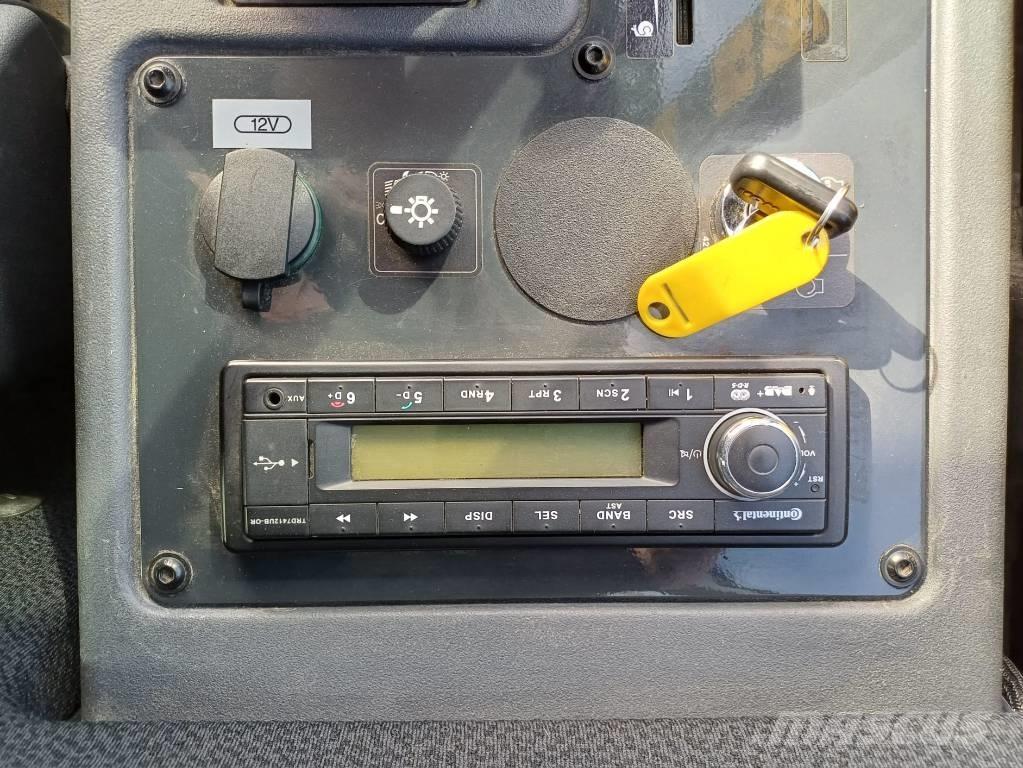 Komatsu WA 100 M-8 Hjullastere