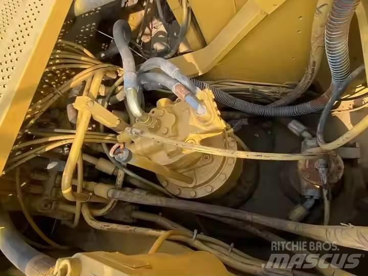 CAT CAT325B Beltegraver