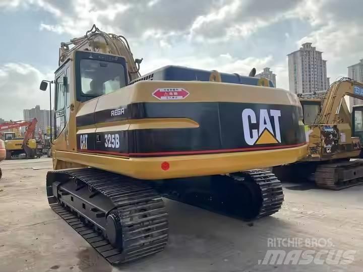 CAT CAT325B Beltegraver