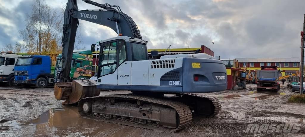 Volvo EC 240 C L Beltegraver