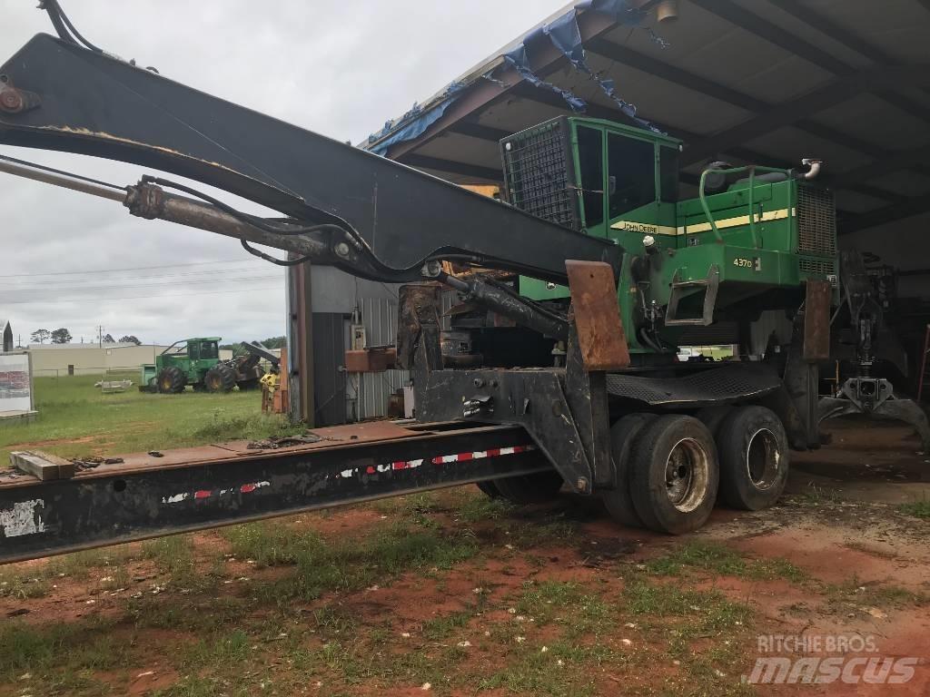 John Deere 437 D Knuckleboom lastere
