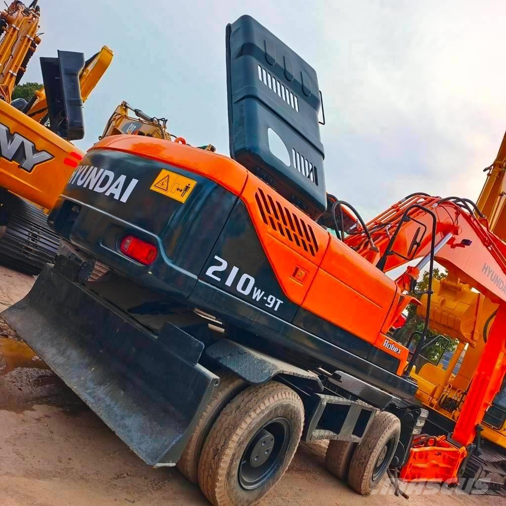 Hyundai 210W-9 Hjulgravere