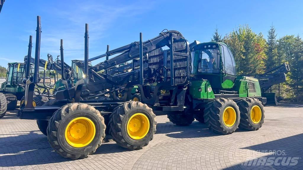 John Deere 1210E Lassbærere