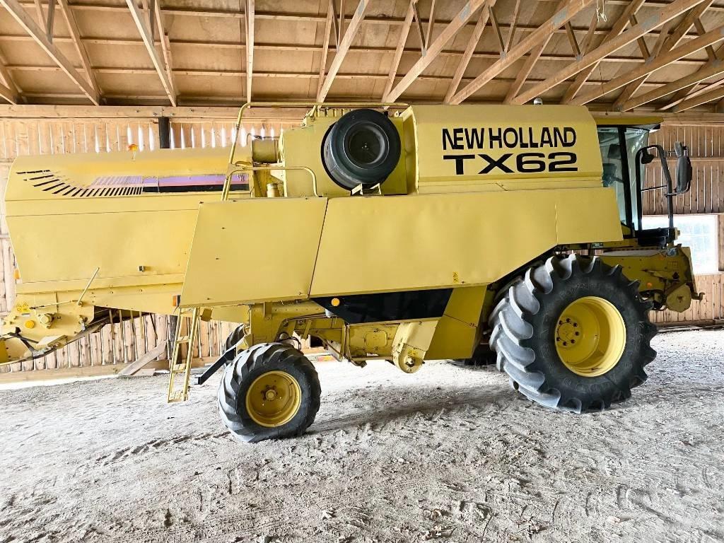 New Holland TX 62 Skurtreskere