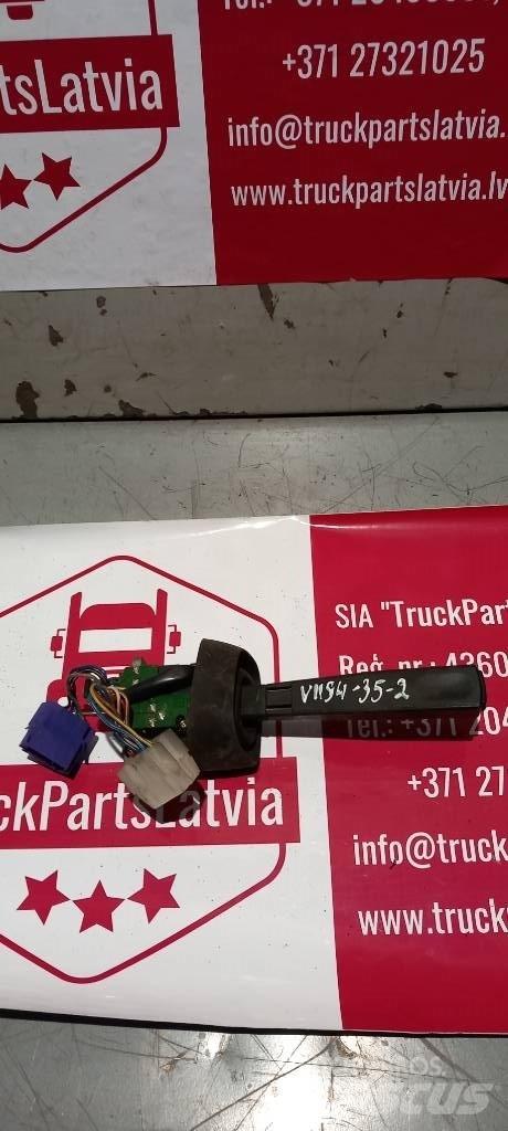 Volvo FH 12.  3172171 Førerhus og Interiør