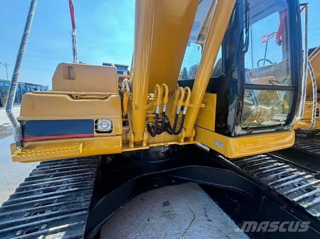 CAT 320 B L Beltegraver