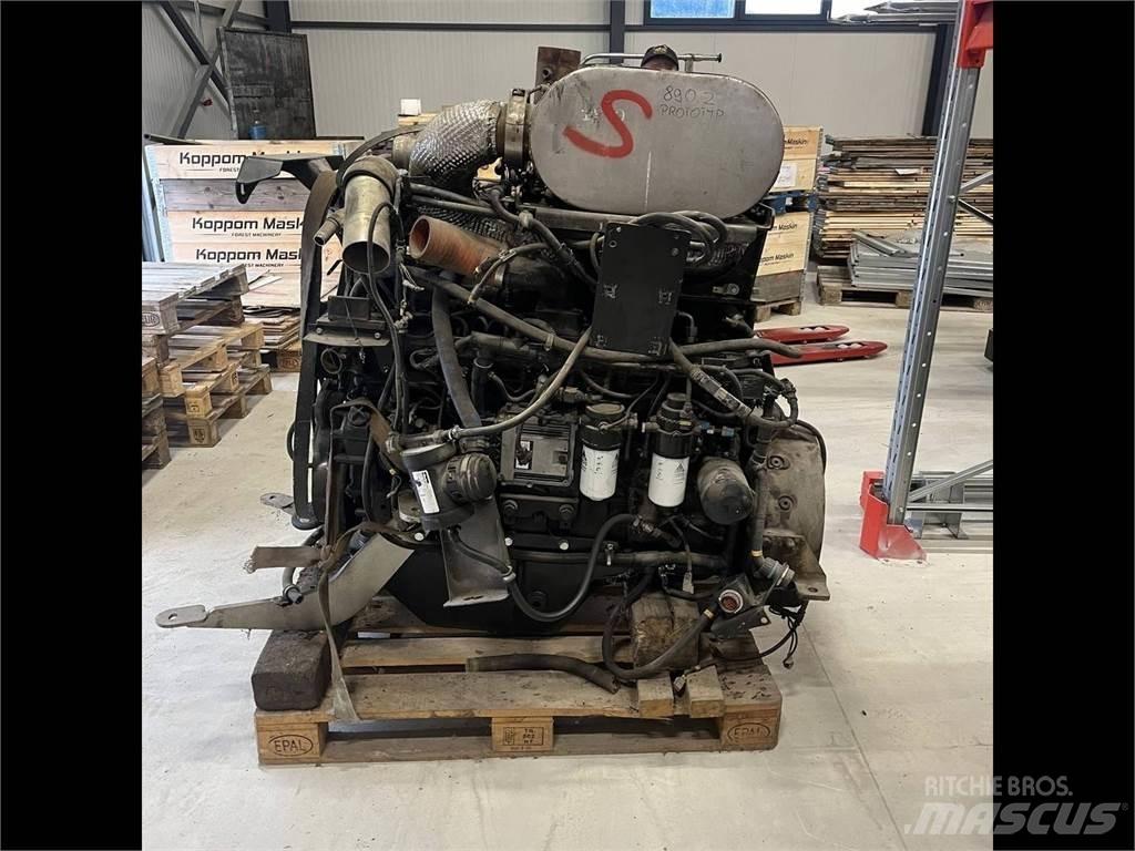 Sisu 74 CWA 4V Motorer