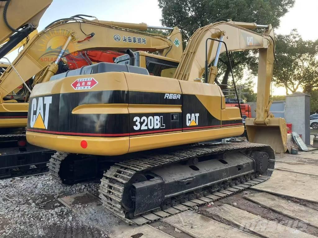 CAT 320 B L Beltegraver