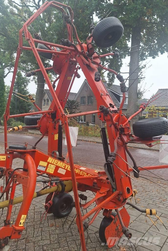 Niemeyer HR 675 DH Raker og høyvendere