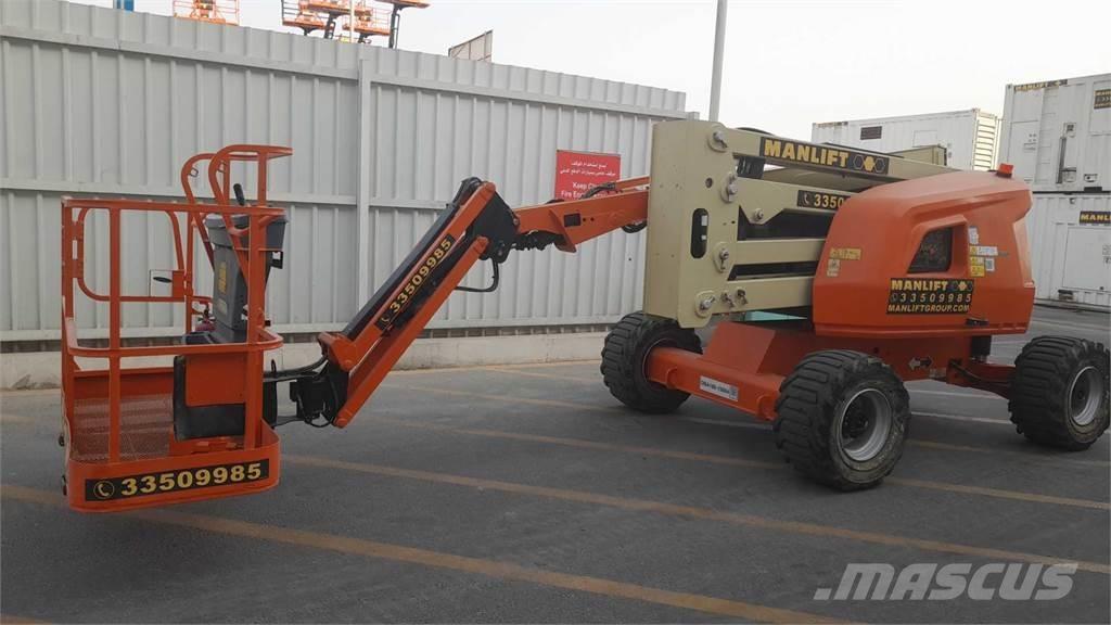 JLG 450AJ Leddede bomlifter
