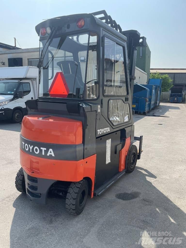 Toyota 7FBMF30 Elektriske trucker