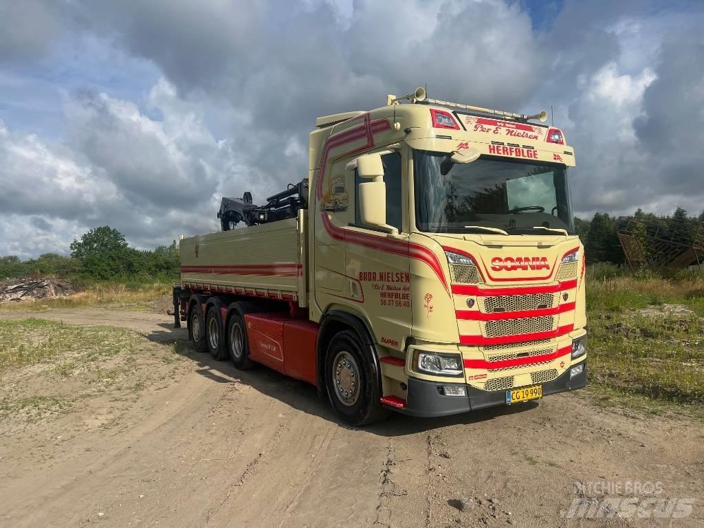Scania R 520 Tridem Kranbil