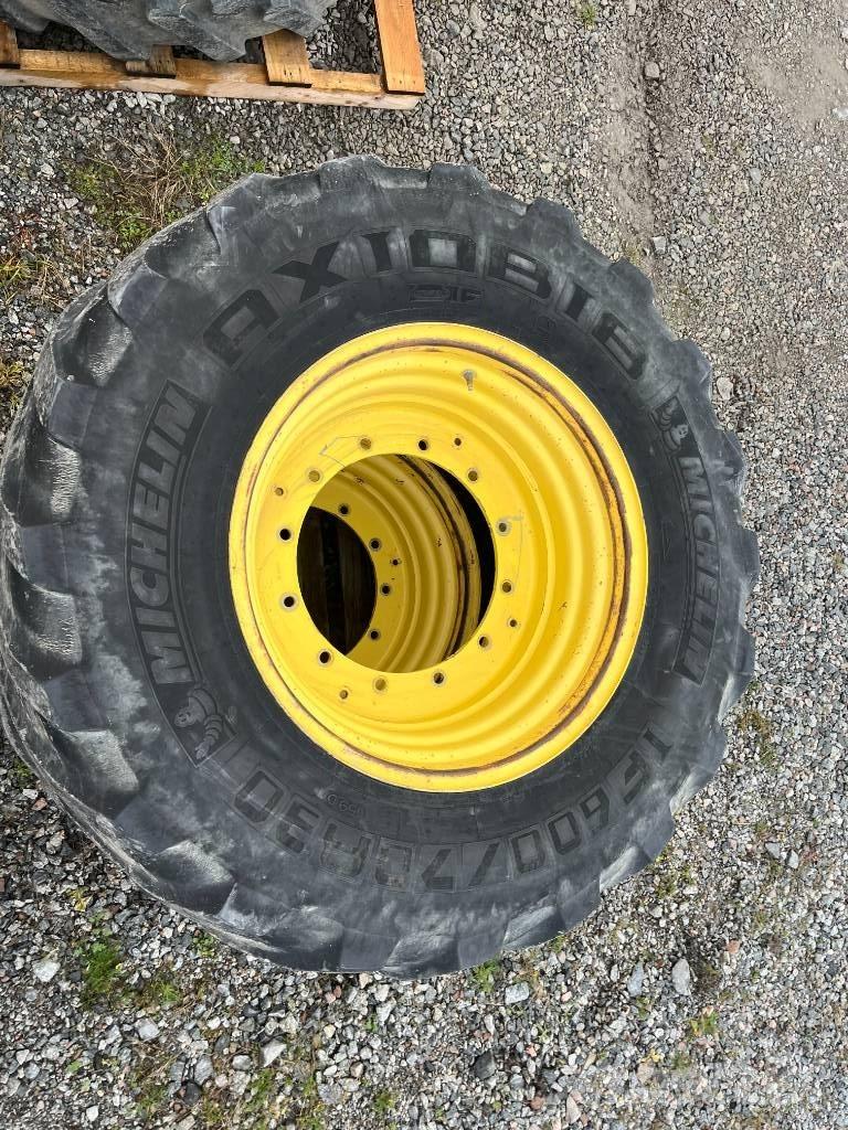 Michelin 600/70R30 Dekk, hjul og felger