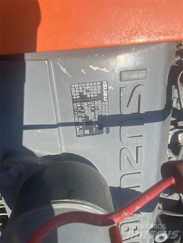 Hitachi ZX 200-3 G Beltegraver