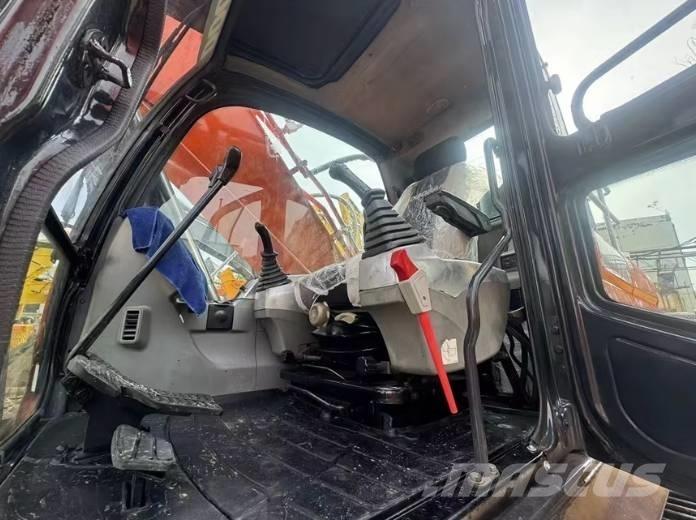 Doosan DX300LC-9C Beltegraver