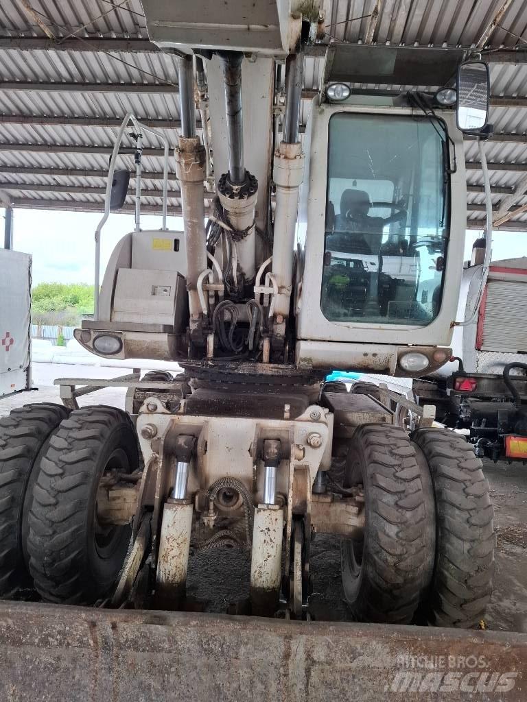 JCB JCB JS 175W Hjulgravere