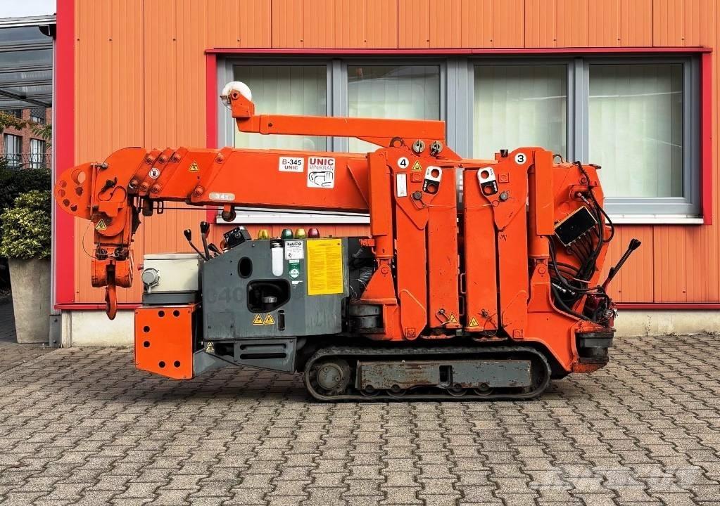 Unic B 345 Beltegående Kran