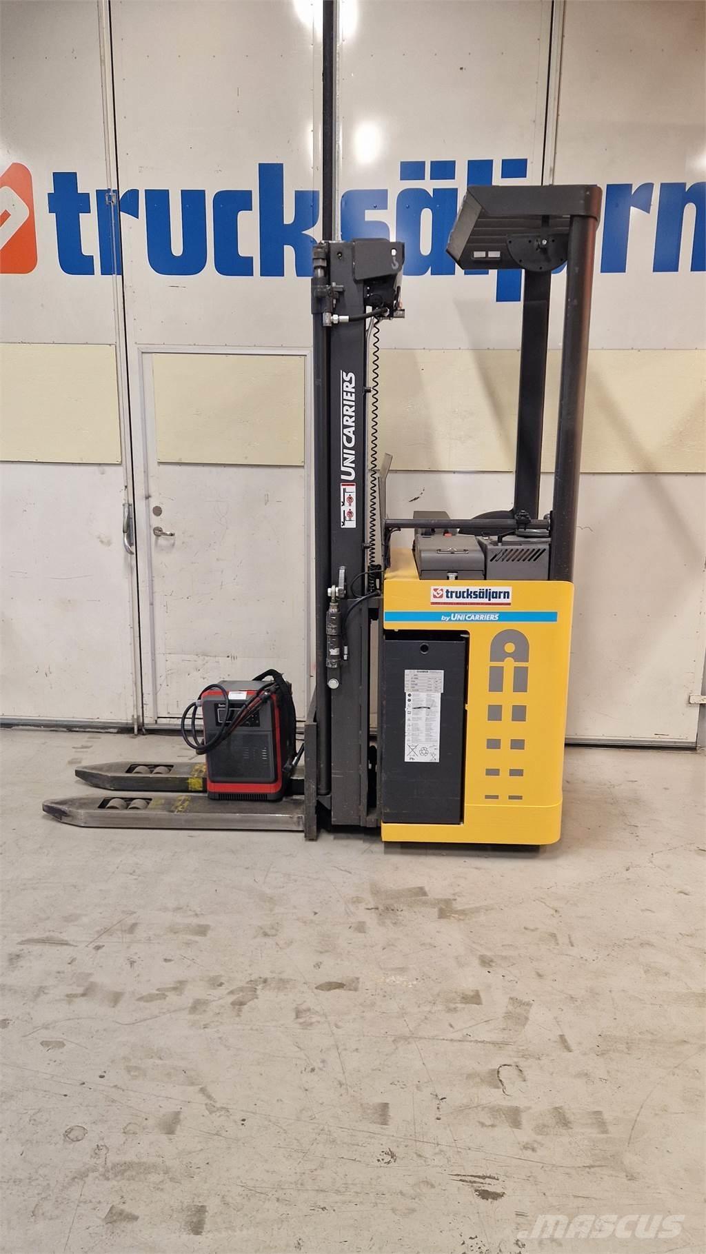 Atlet A160SDTFVHSN Lavtløftende truck med platform