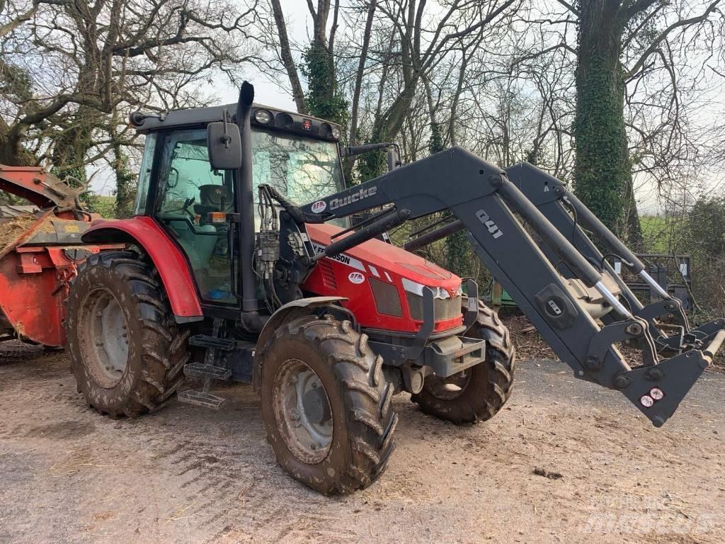 Massey Ferguson 5440 Traktorer