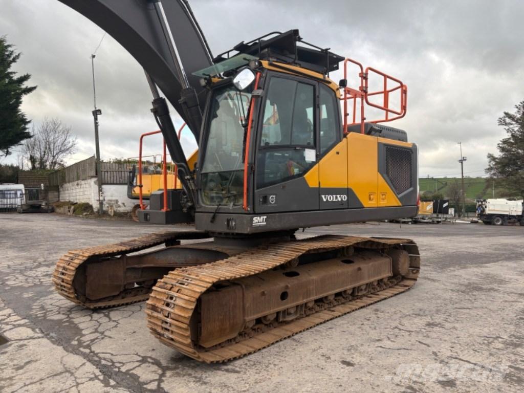 Volvo EC 250 EL Beltegraver