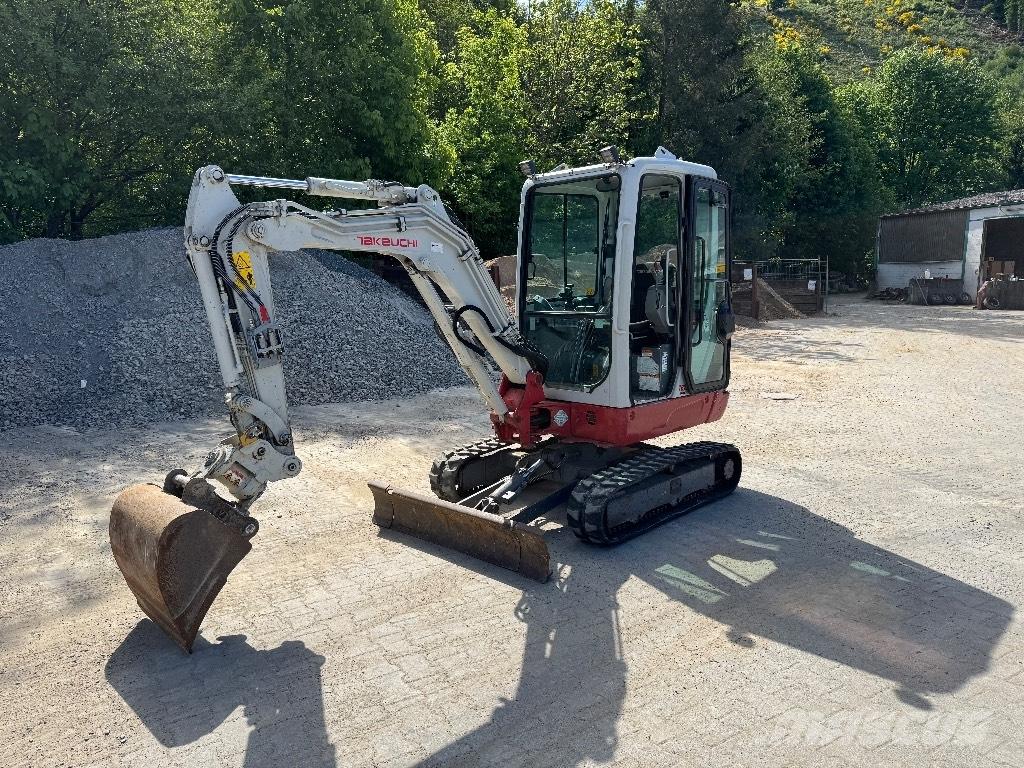 Takeuchi TB 225 Minigravere <7t