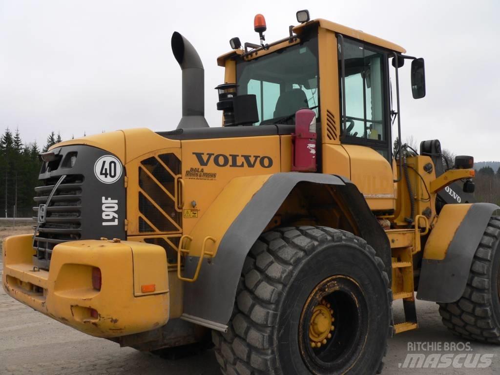 Volvo L 90 F Hjullastere