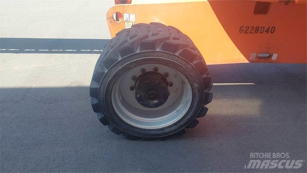 JLG 860SJ Teleskop bomlifter