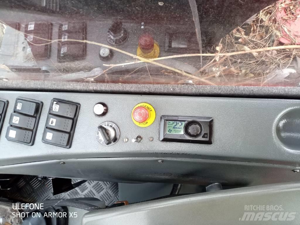 Komatsu 911 Hogstmaskiner