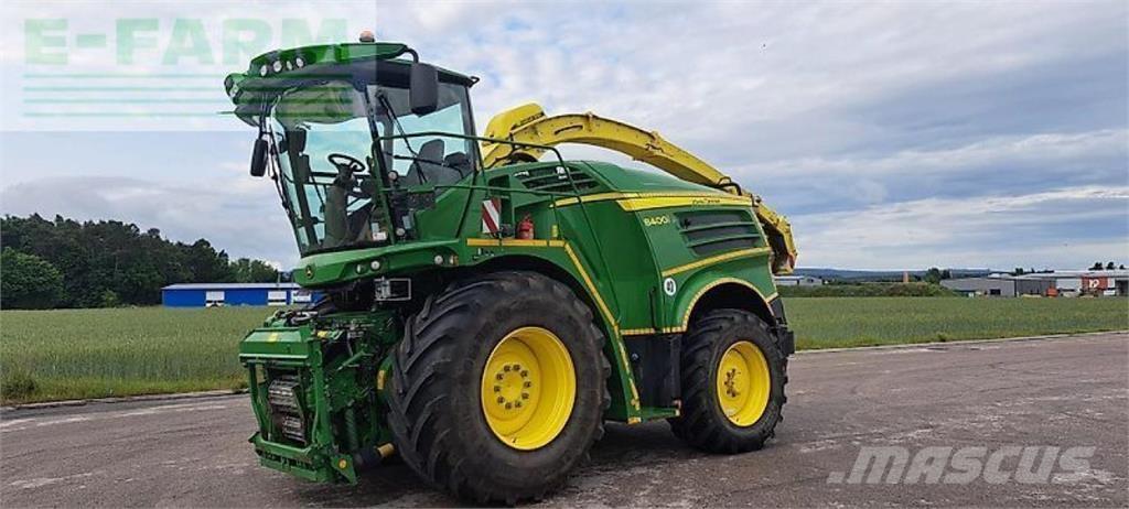 John Deere 8400 Selvdrevne fôrhøstere