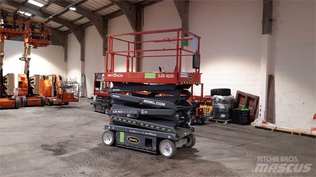 SkyJack SJIII4626 Sakselifter