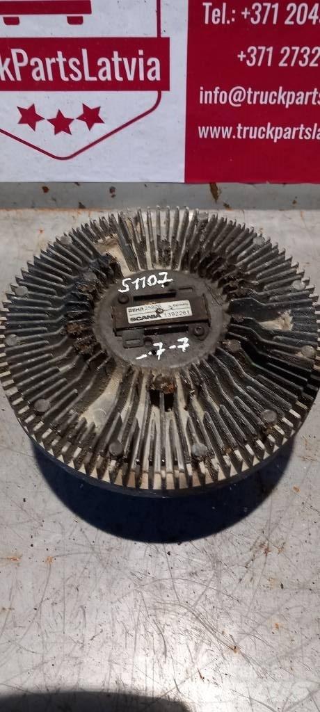 Scania 124.     1392261 Radiatorer