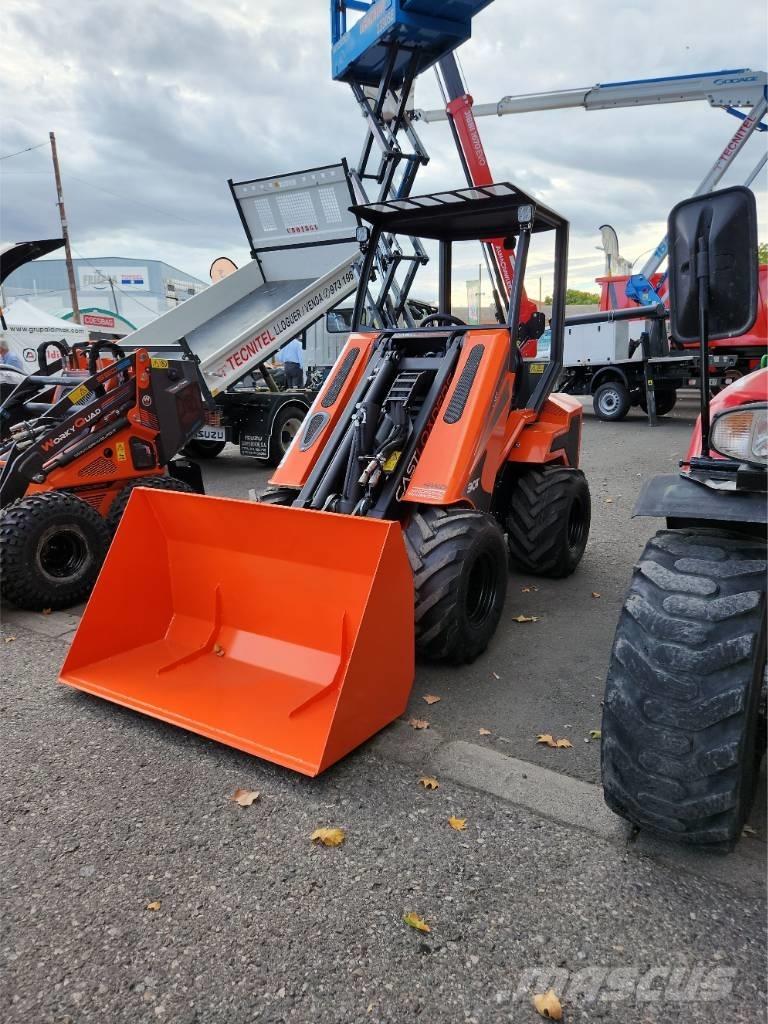Castloaders 30T Kompakttraktorer