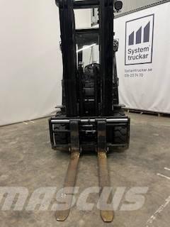 Hangcha CPCD35-XW97F Diesel Trucker