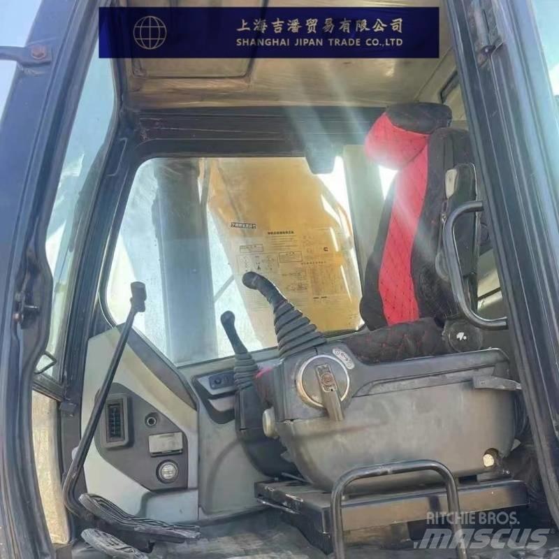 Hyundai 305L Beltegraver