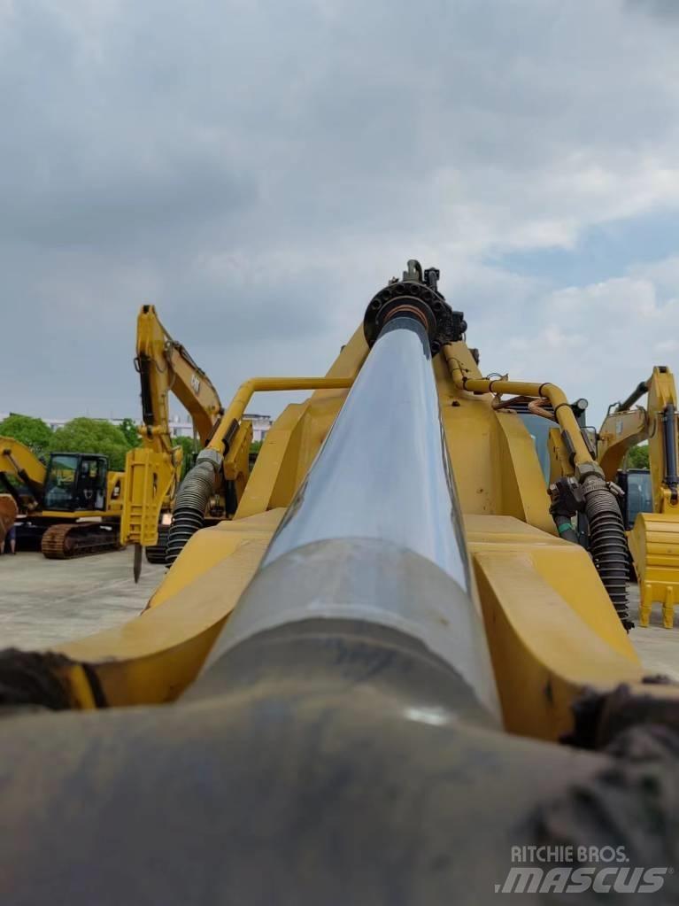 CAT 330 Beltegraver