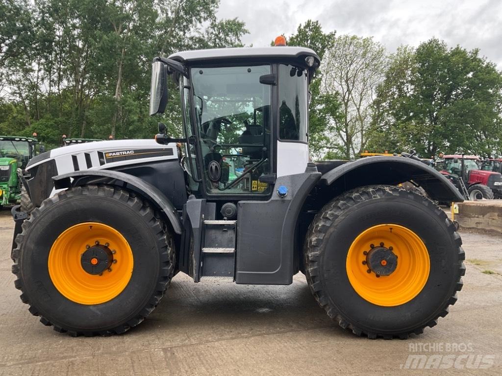 JCB Fastrac 4220 Traktorer