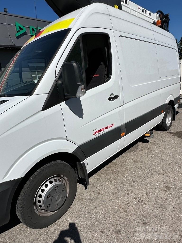 VERSALIFT VDT-170-F Bilmontert lift