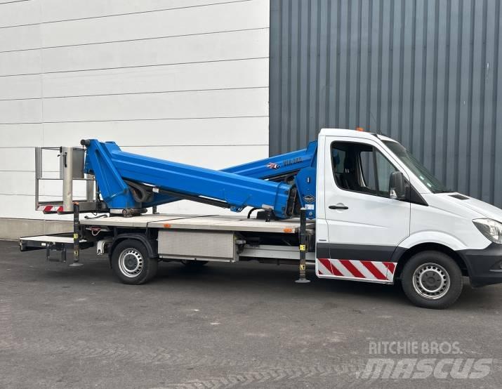 VERSALIFT VTX-240 Bilmontert lift