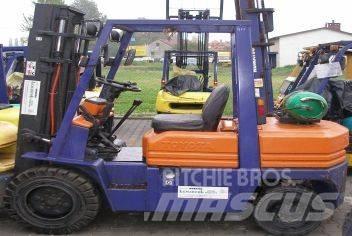 Toyota 02-5FGL30 Propan trucker