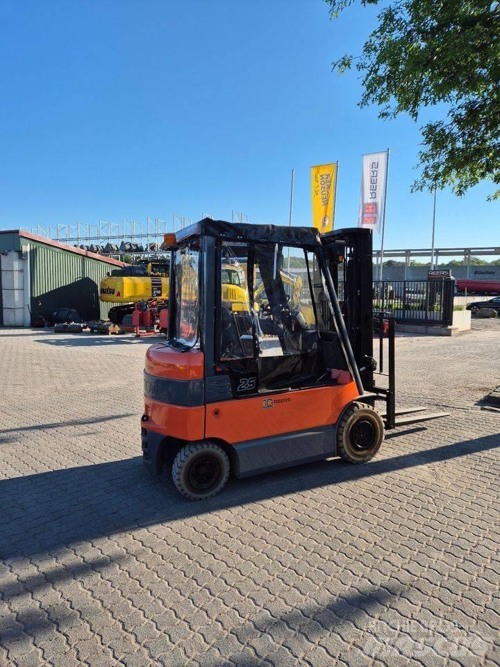 Toyota 7 FB MF 25 Anlegg - Annet
