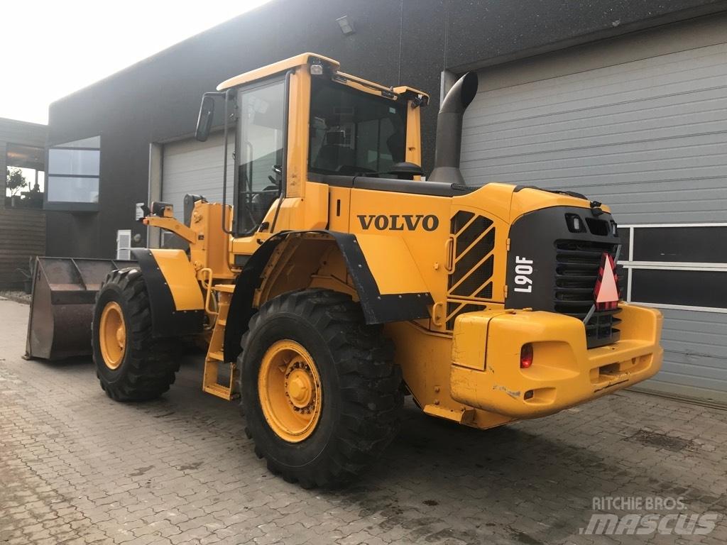 Volvo L90F Hjullastere