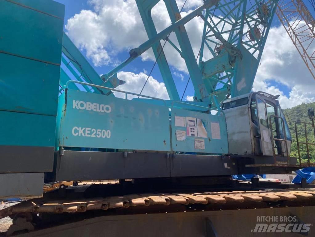 Kobelco CKE 2500 Beltegående Kran