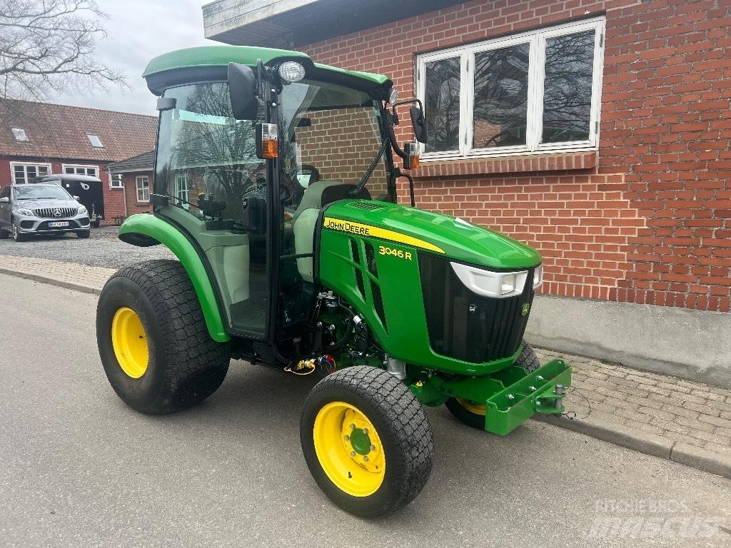 John Deere 3046 R Kompakttraktorer
