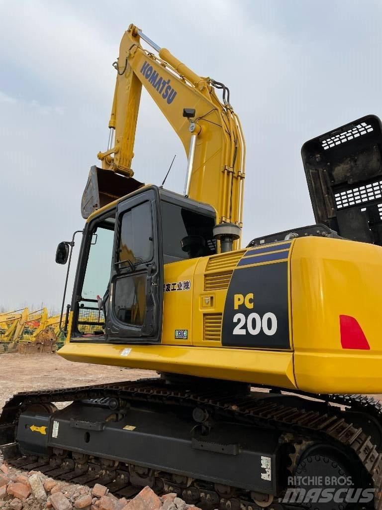 Komatsu 200-8 Beltegraver