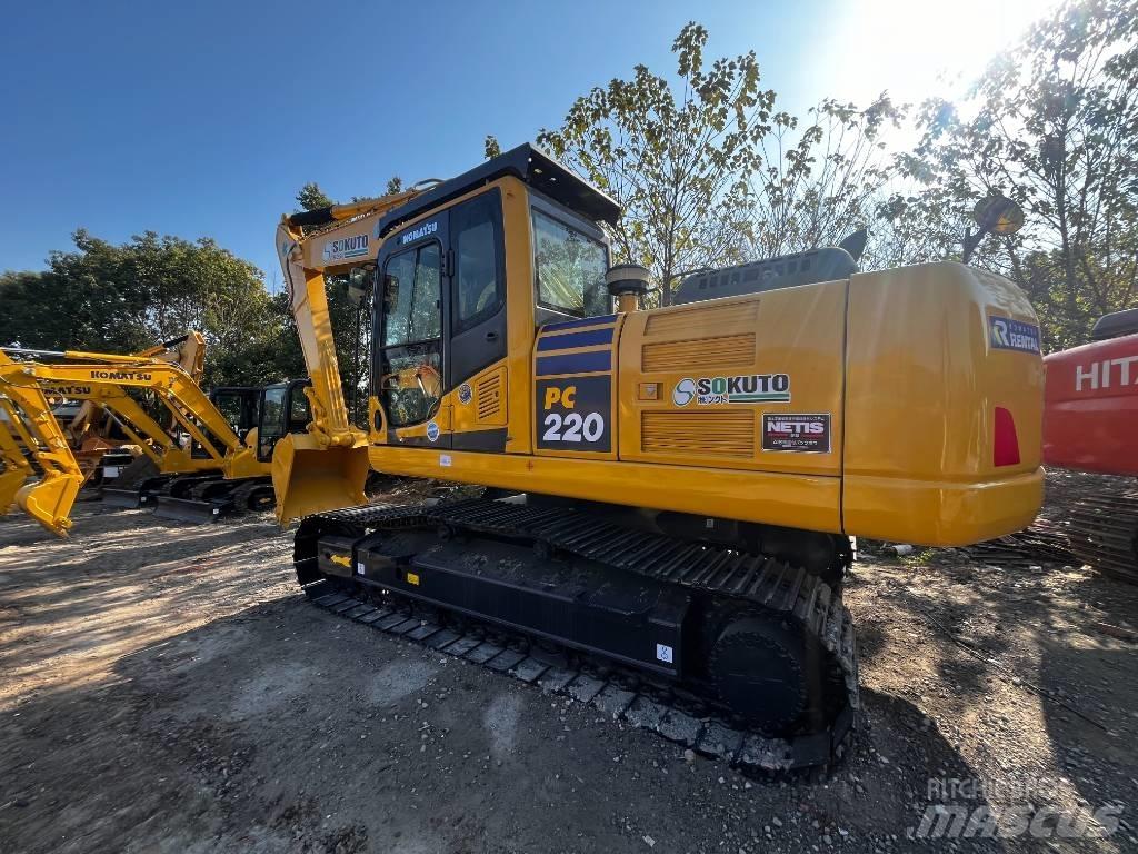 Komatsu PC 220-8 Beltegraver
