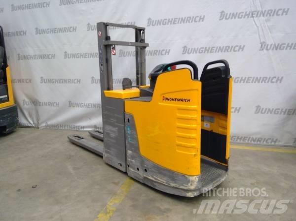 Jungheinrich ERD 220 Ledestablere