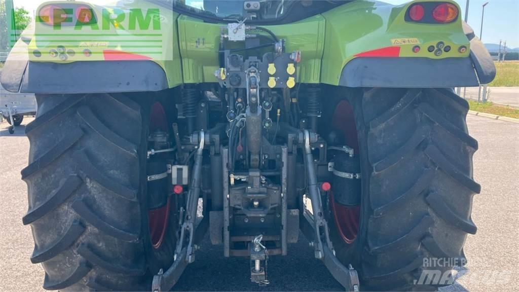 CLAAS ARION 530 Traktorer